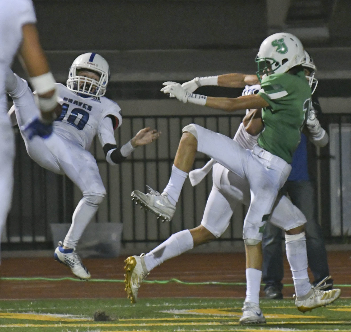 092719 Lompoc SJ football 32.jpg